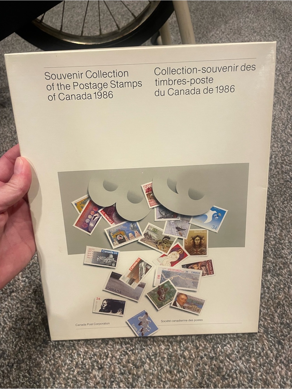 Souvenir Collection of the Postage Stamps of Canada 1986